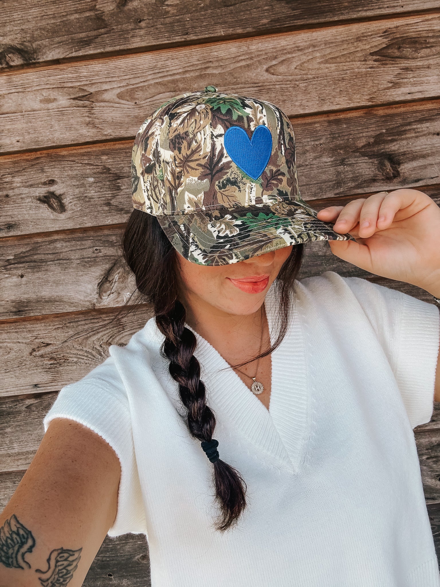 Royal Blue Heart Camo Trucker Hat – Boot Country display picture 1