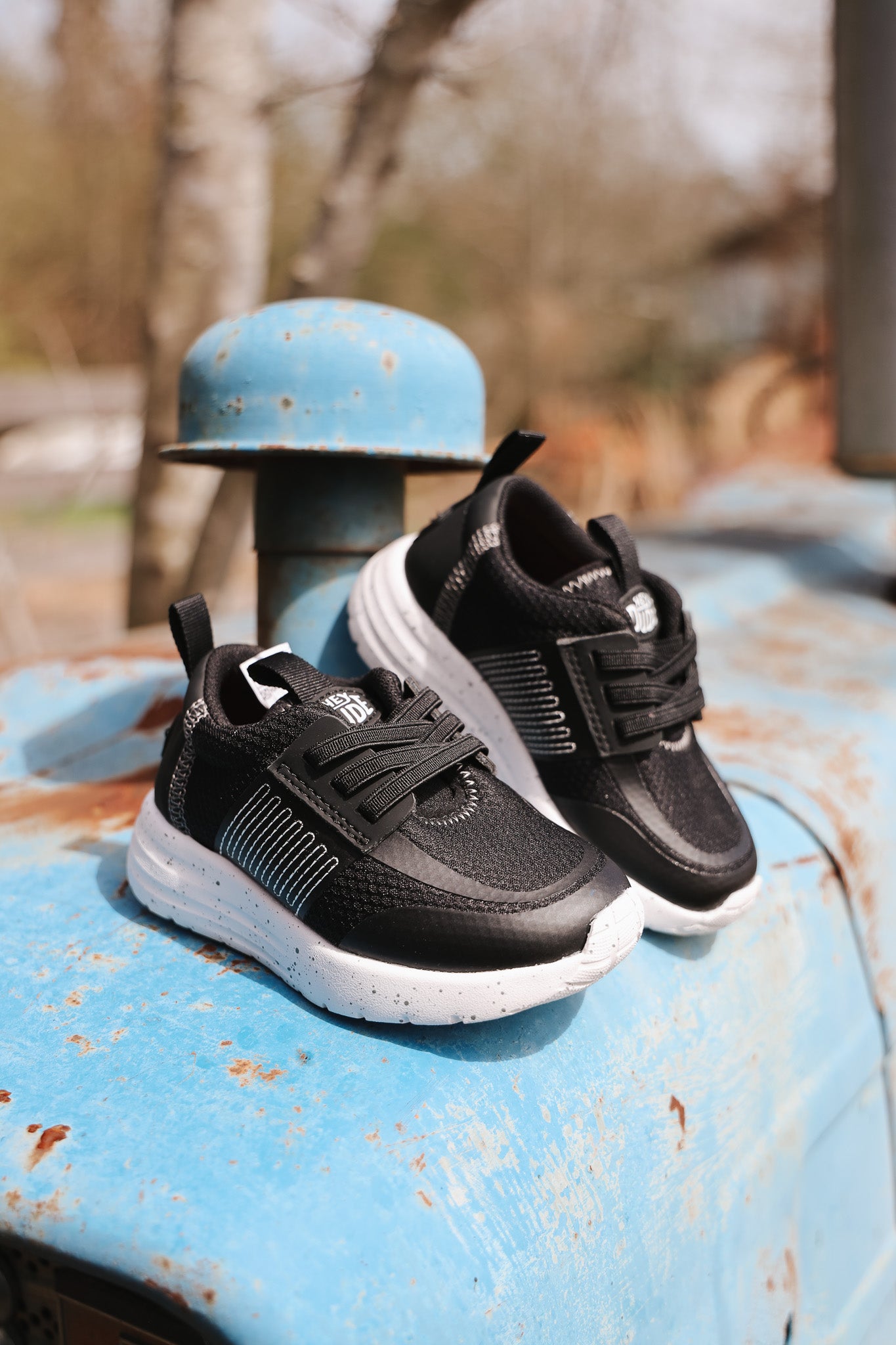 Youth Hey Dude Sirocco Play Varsity in Black – Boot Country