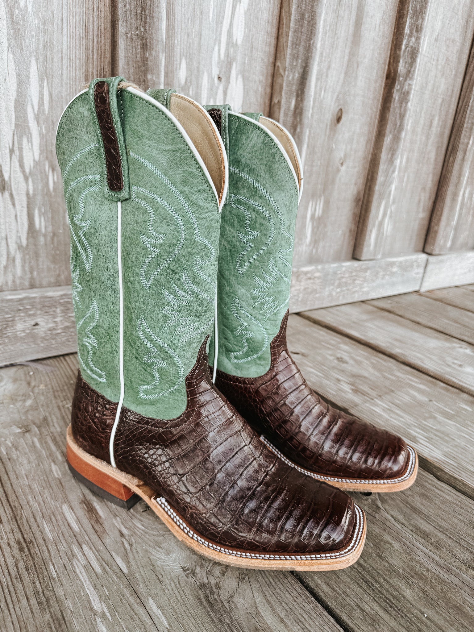 Anderson Bean Green and Brown Men\'s Boots Anderson Bean | Mocha Shrunken Shoulder Boot – Outpost  main image 4