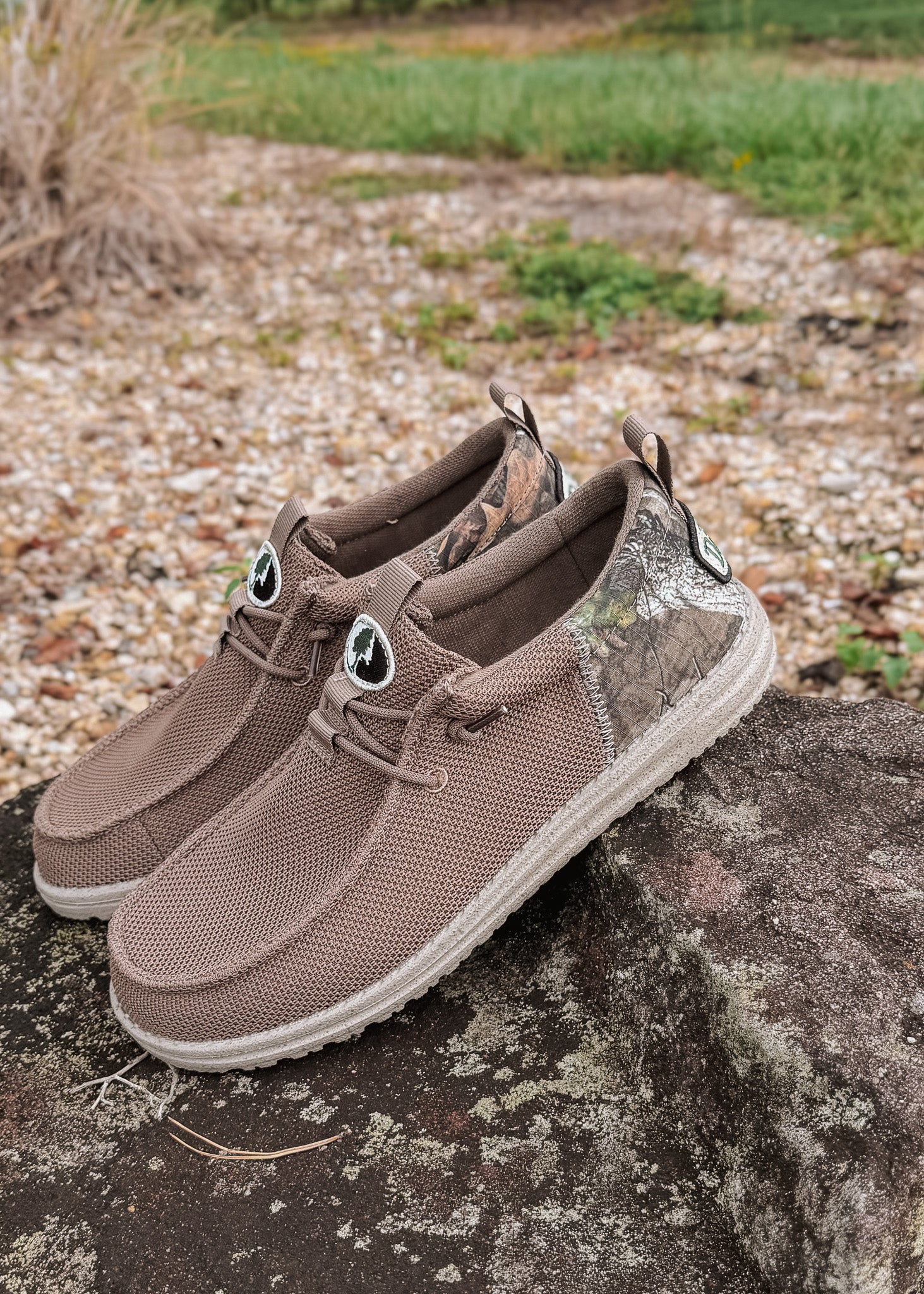SLOPPY カモフラ柄 ポインテッドトゥ ミュール Hey Dude | Men's Mossy Oak Country Roots Wally Funk – Boot Country