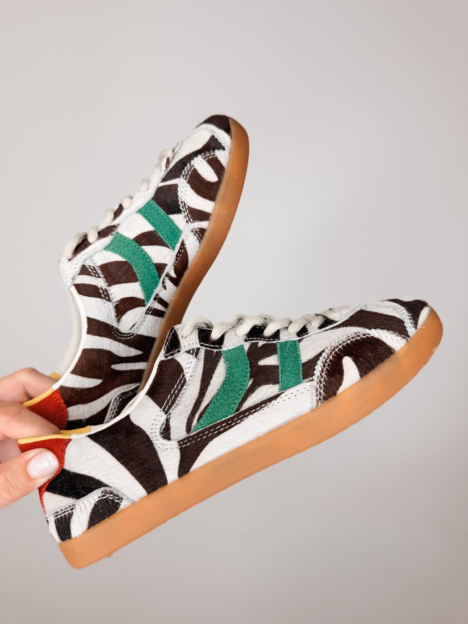 Coolway Women's Kizuna Sneakers | Zebra Motion – Boot Country
