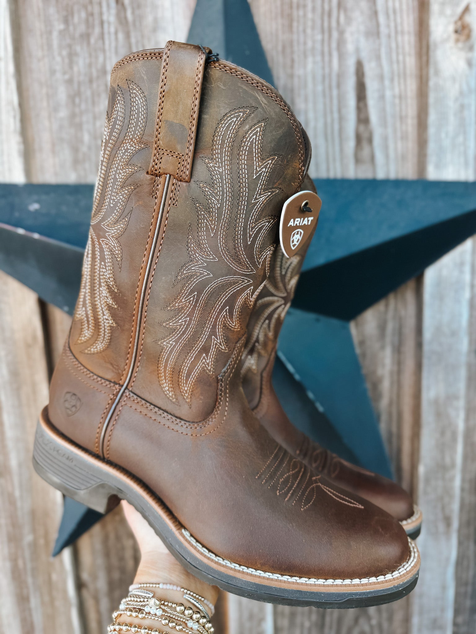 Men's Ariat Ridgeback Round Toe Cowboy Boot – Boot Country