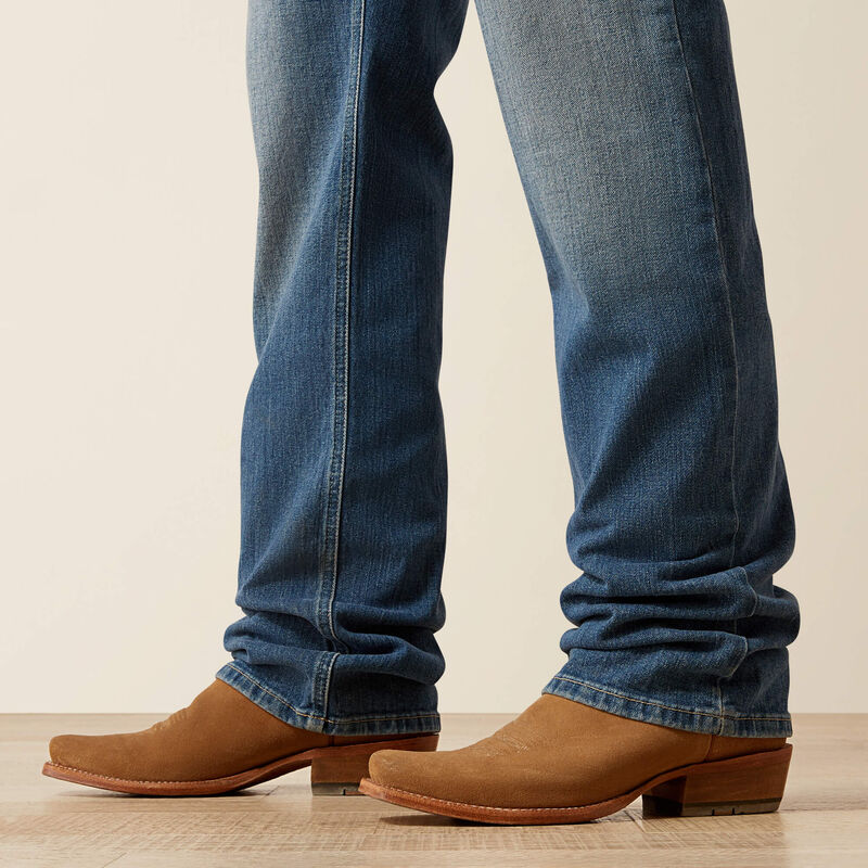 JEANS CON CORTE DE BOTA LEGADO ELÁSTICO RELAJADO ARIAT M2 PARA HOMBRE 
