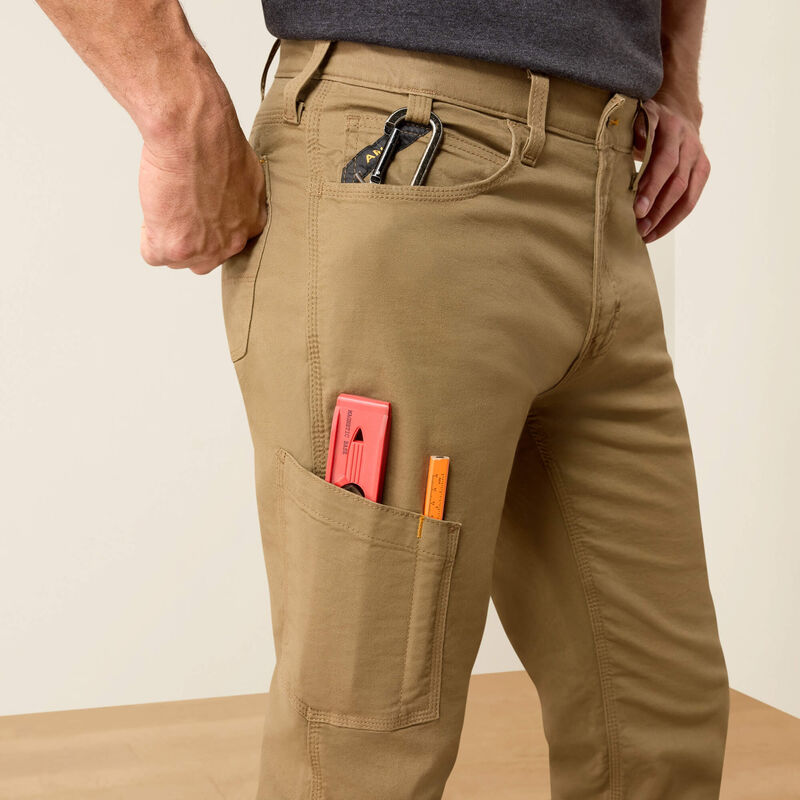 PANTALÓN RECTO APILABLE ARIAT REBAR M4 RELAXED DURASTRETCH HECHO RESISTENTE EN CAQUI