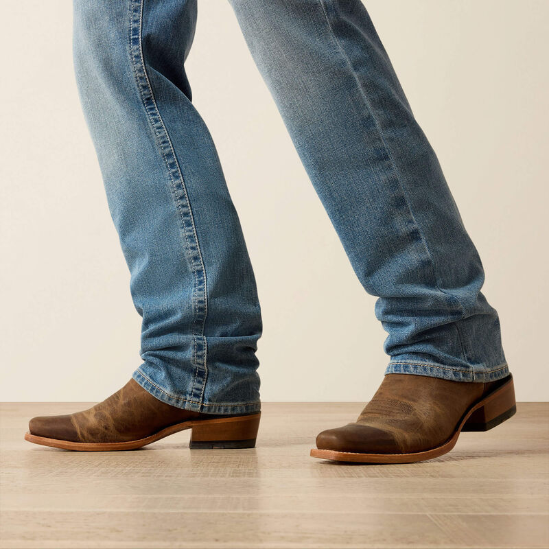 Men's Ariat M2 Traditional Relaxed Cameron Boot Cut Jean