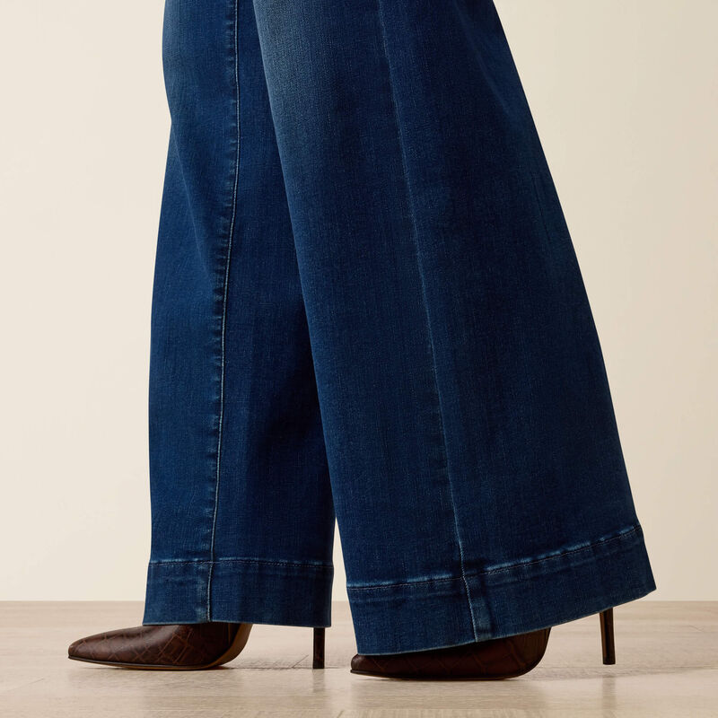 Ariat | Women's High Rise Revel Vilma Ultrastretch Wide Leg Jeans