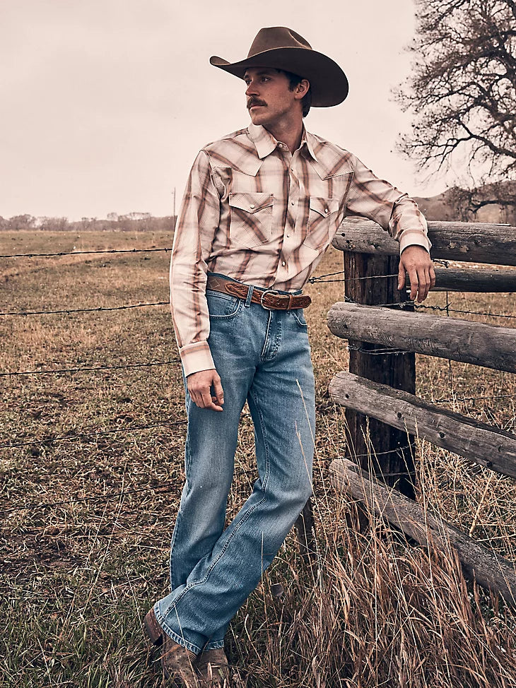 Men's Wrangler® 20X® No. 42 Vintage Bootcut Jean in Seaside