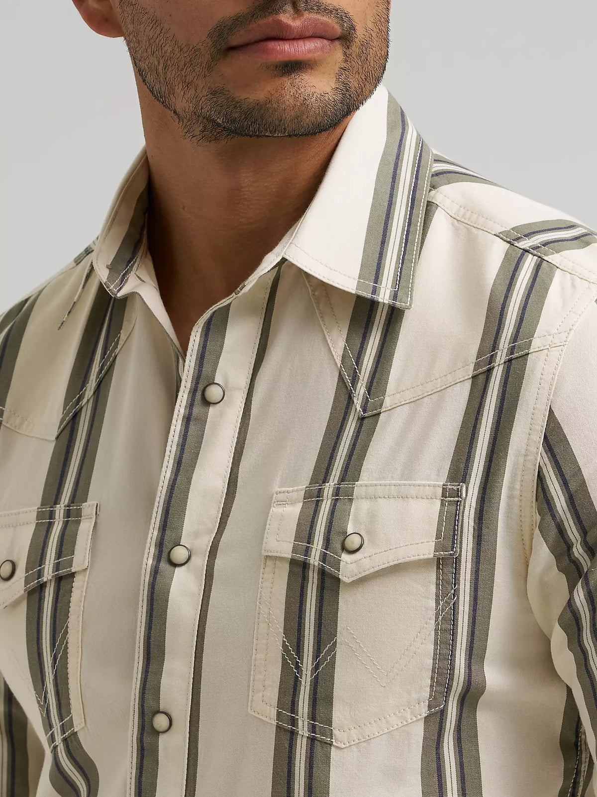 Wrangler | Retro® Premium Stripe Western Snap Shirt in Green