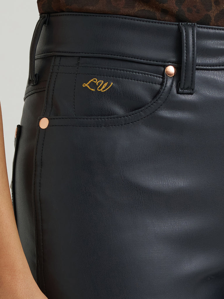 Wrangler | X Lainey Wilson Flare Jeans in Black