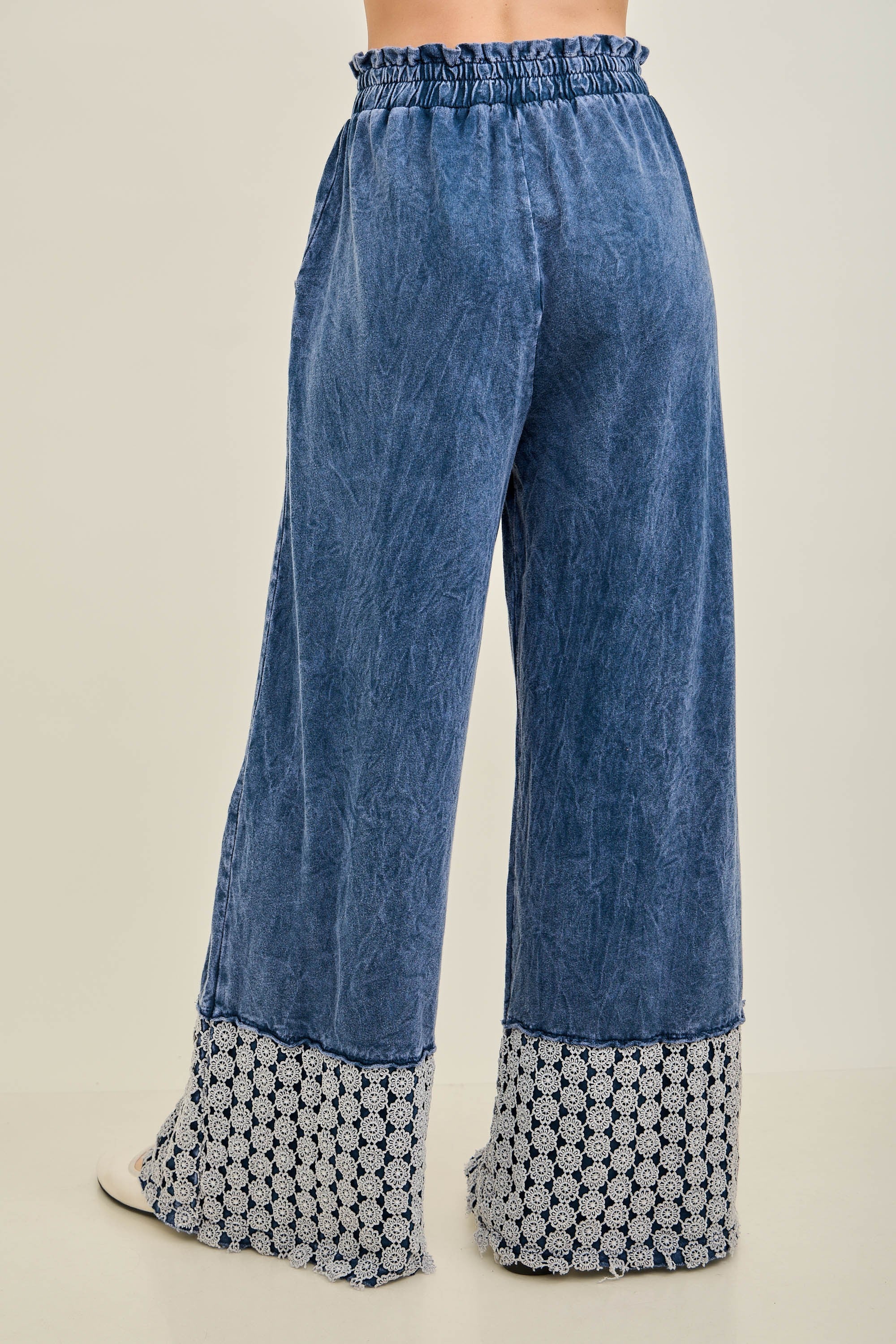 Out of Office Daisy Trim Pants