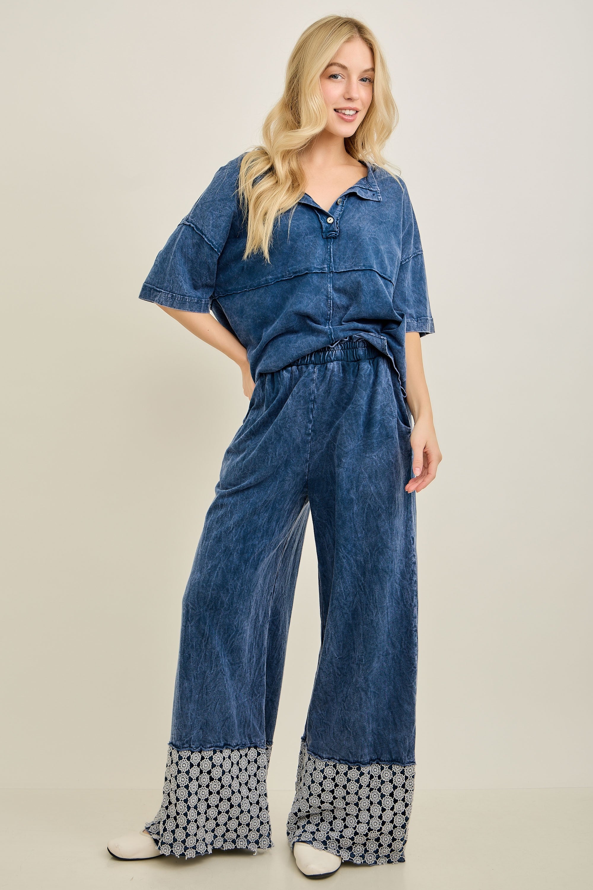 Out of Office Daisy Trim Pants