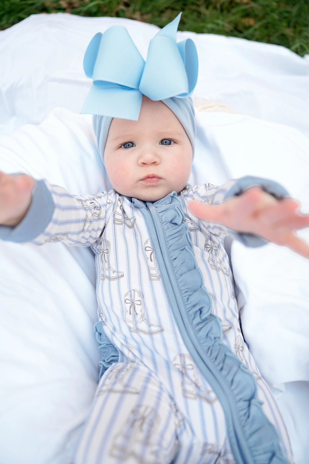 Western Blues Striped Bamboo Sleeper - Cowgirl Boot & Cowboy Hat