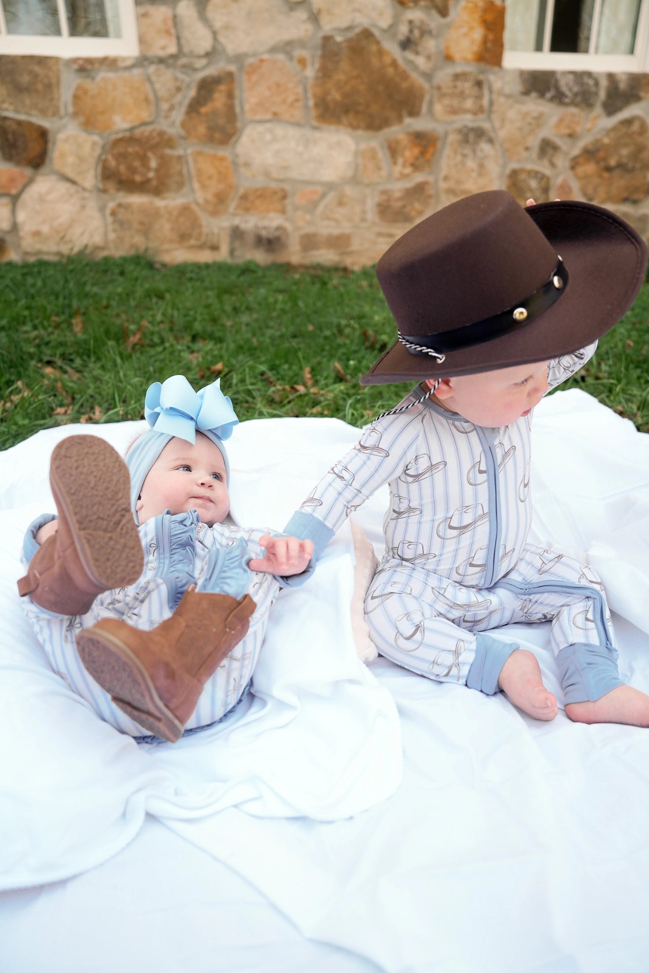 Western Blues Striped Bamboo Sleeper - Cowgirl Boot & Cowboy Hat