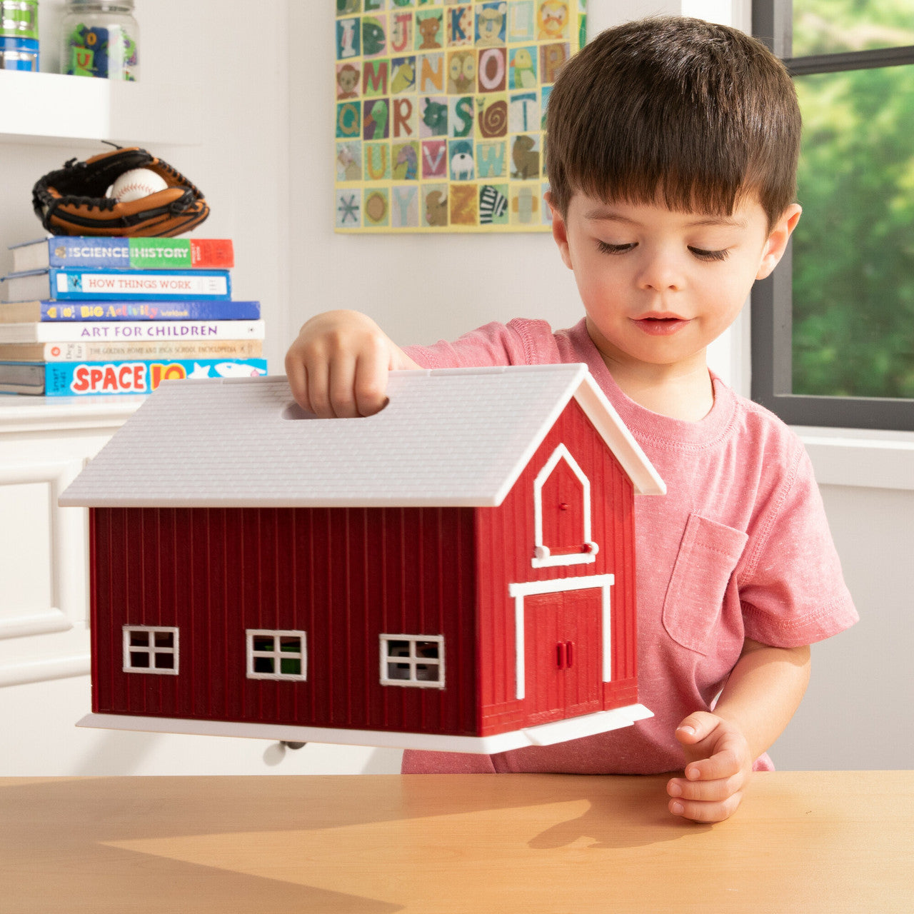 John Deere 1:64 Scale 24 Piece Farm Playset with On-the-Go Barn