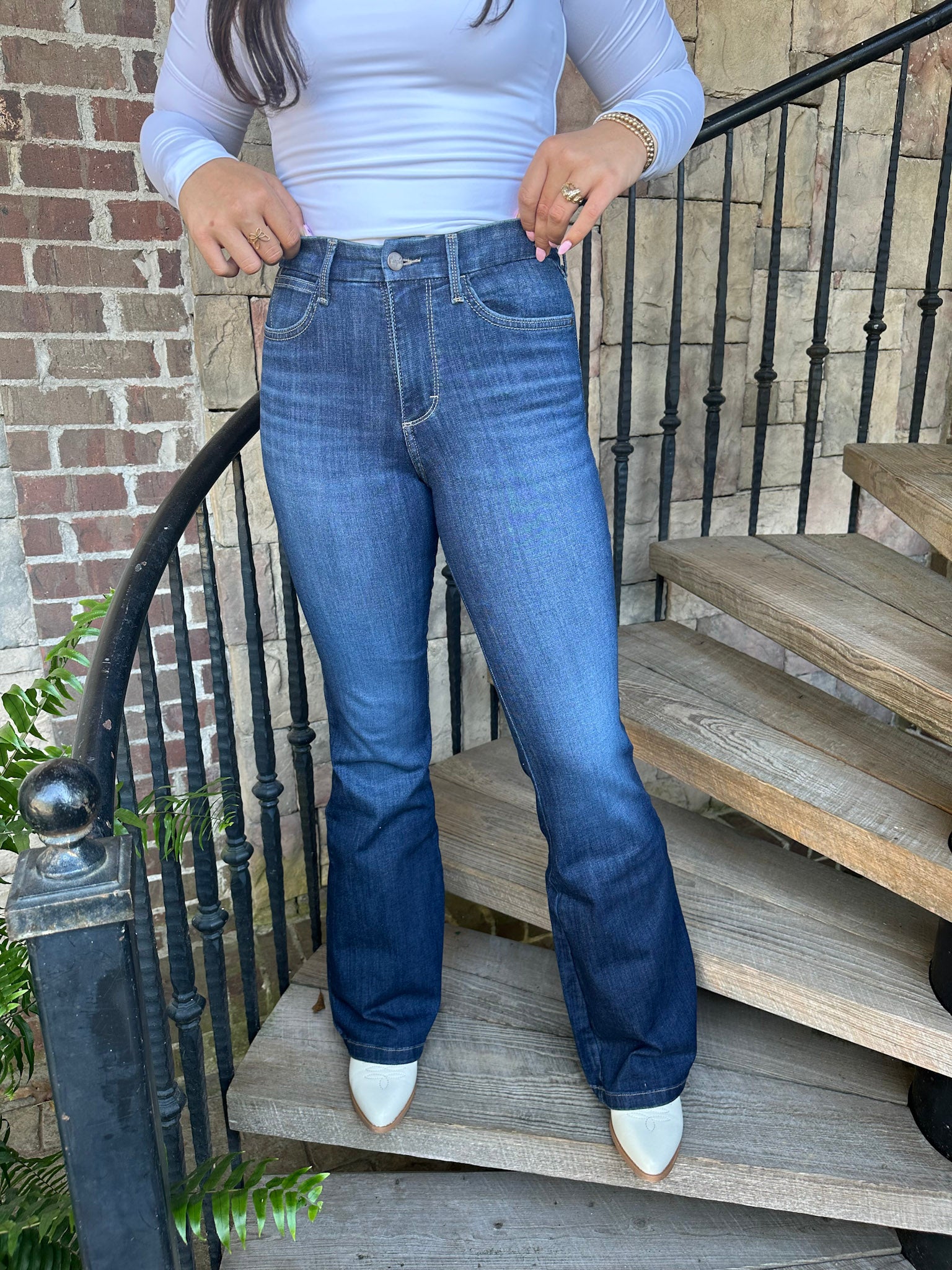 Women's Wrangler Bespoke High Rise Flare Jean