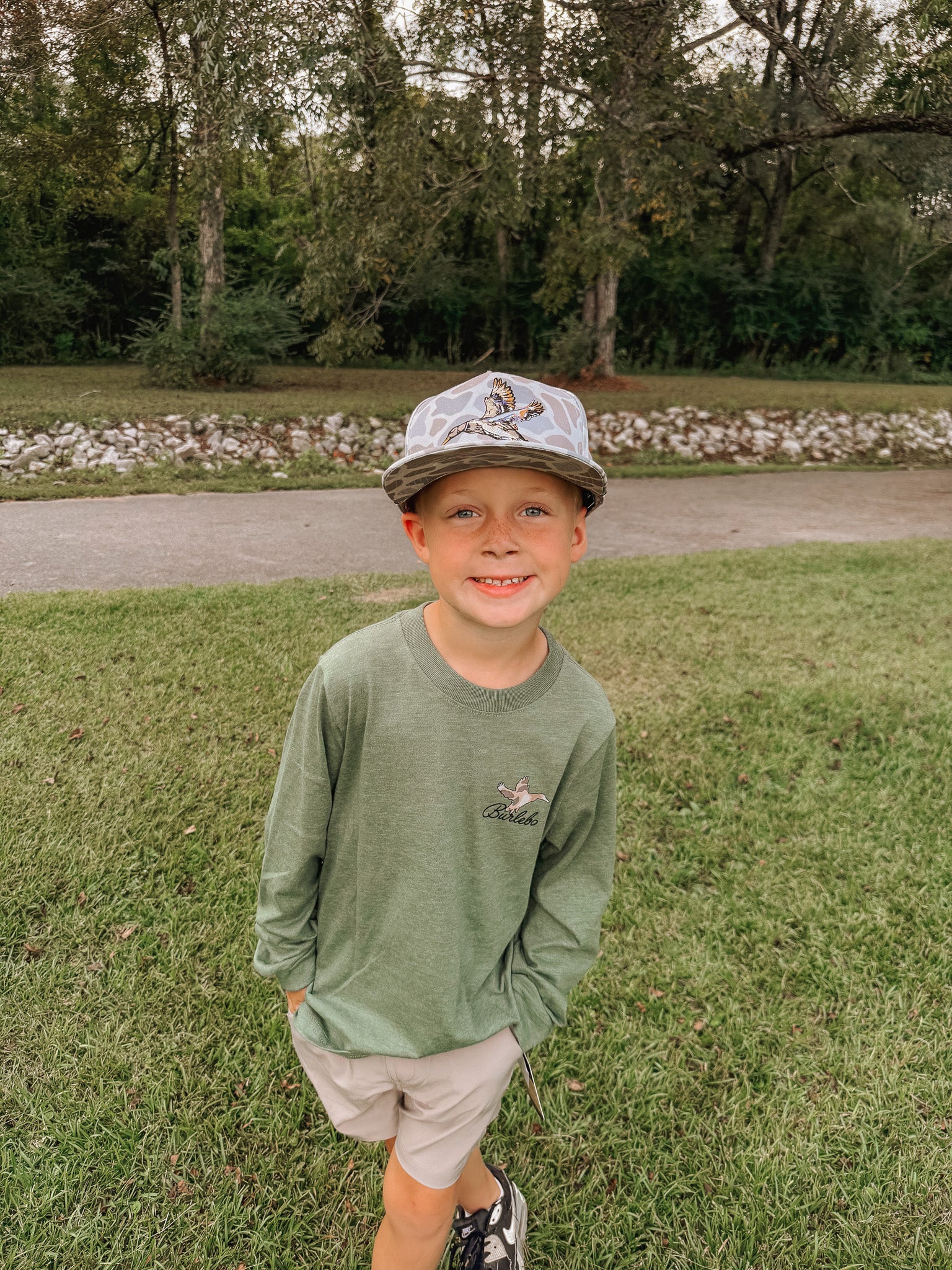 Youth Burlebo Ducks Flying In Long Sleeve T-Shirt - Heather Olive