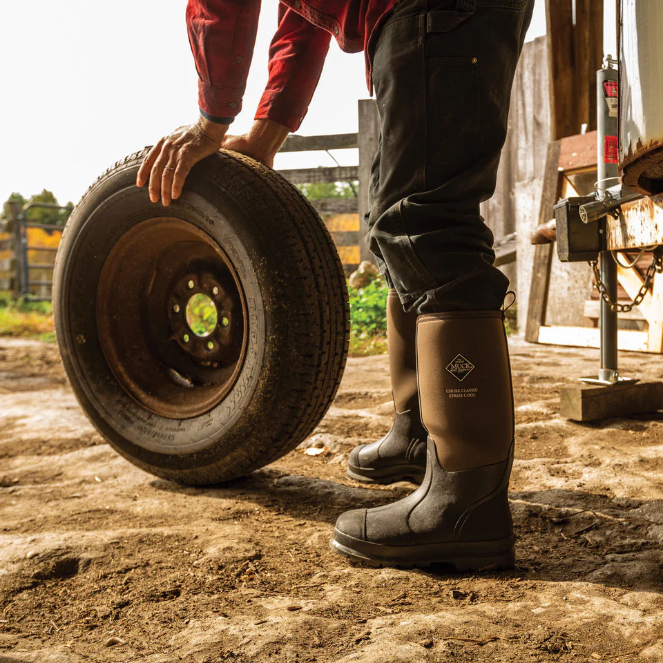 Muck Chore Classic Tall Xpress Cool Bark - Botas de trabajo para hombre