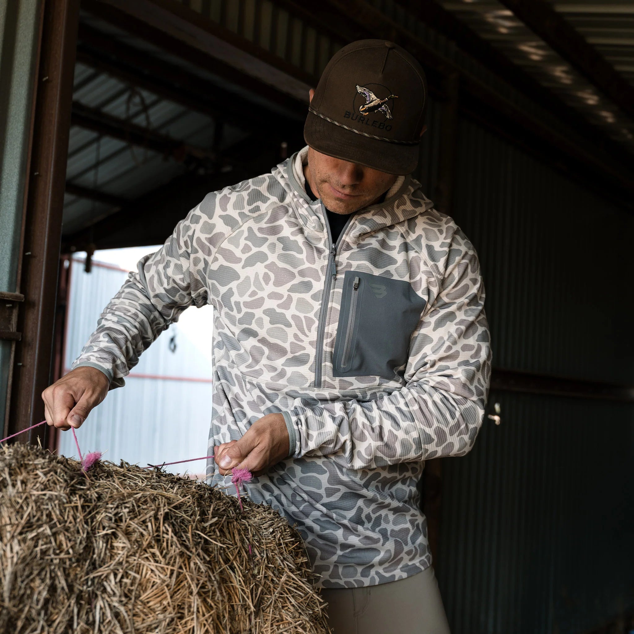 Men's Burlebo Blaze Tech Quarter Zip - Classic Deer Camo