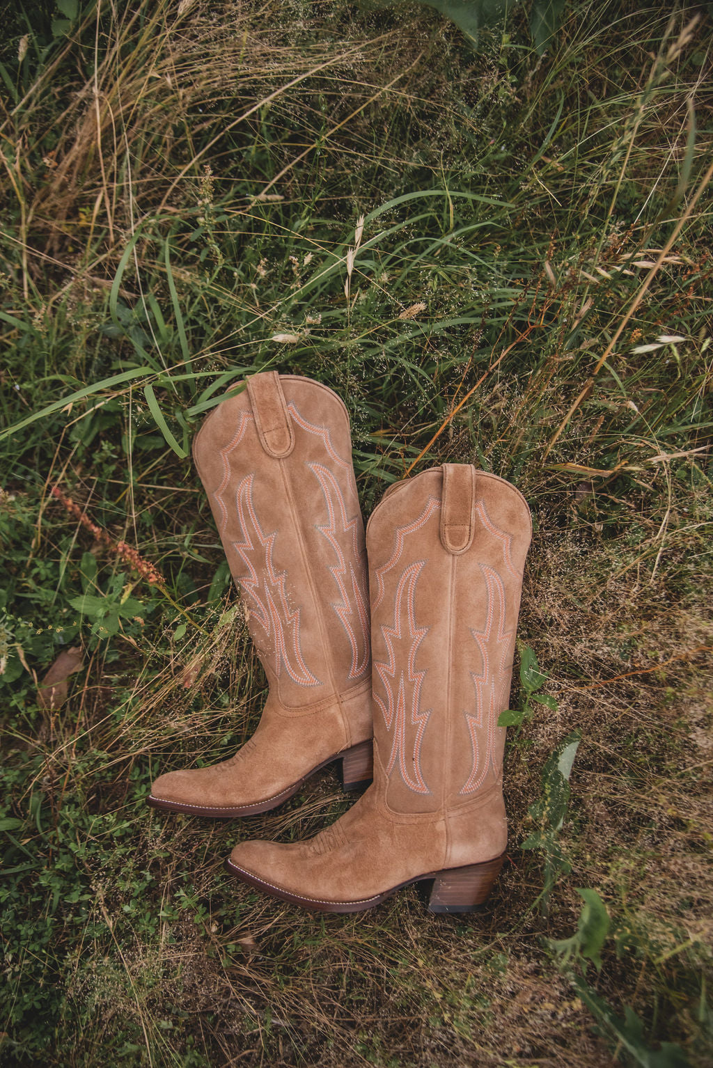 MANO SUPERIOR MACIE BEAN PARA MUJER | CUIDA TUS PROPIAS BOTAS DE GALLETAS