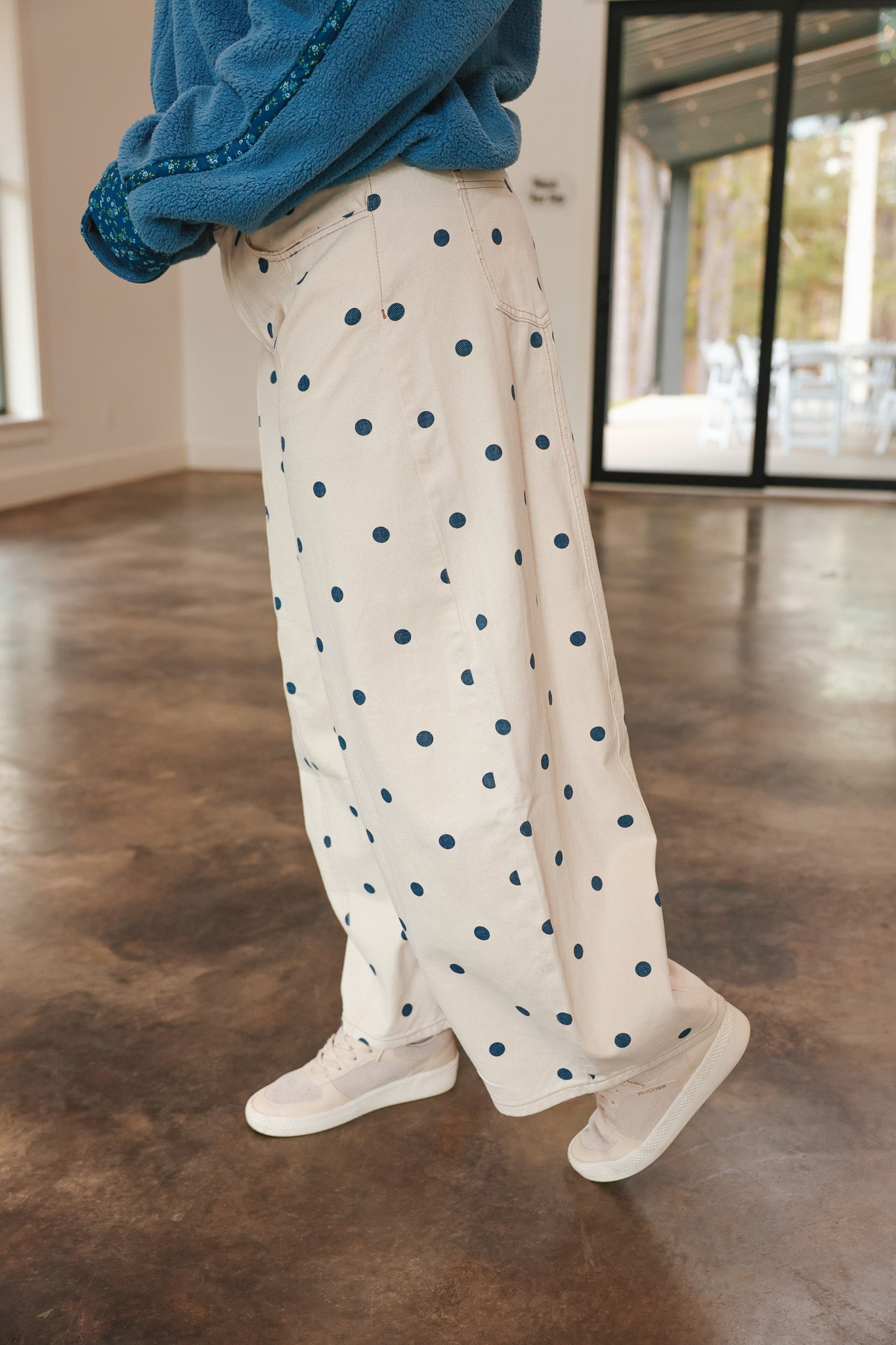 Sweet Spot Cream/Navy Polka Dot Denim