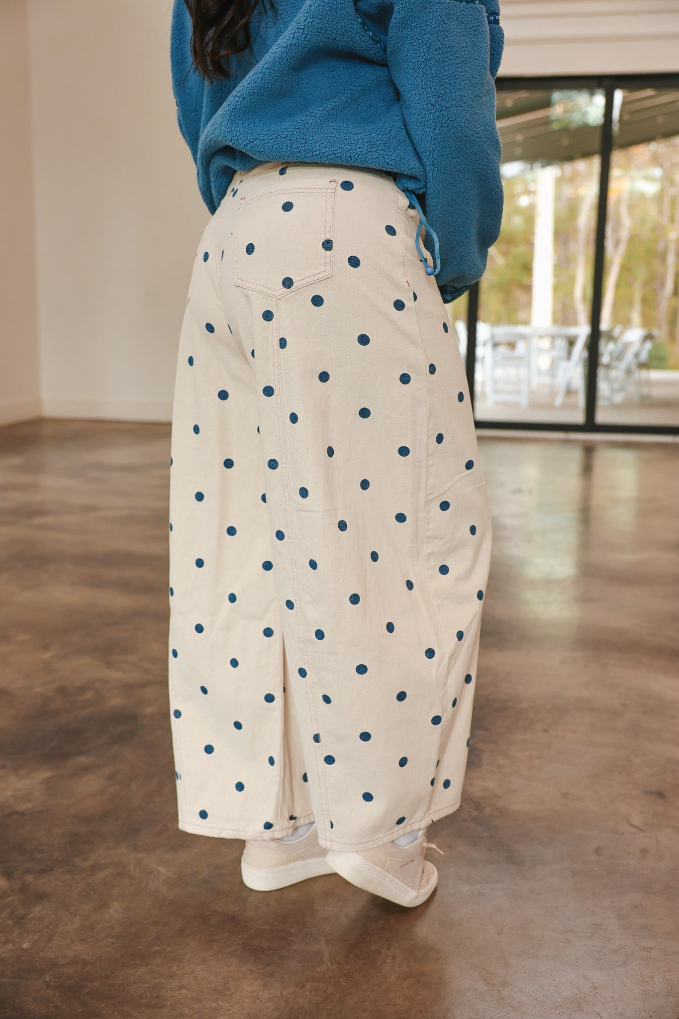 Sweet Spot Cream/Navy Polka Dot Denim