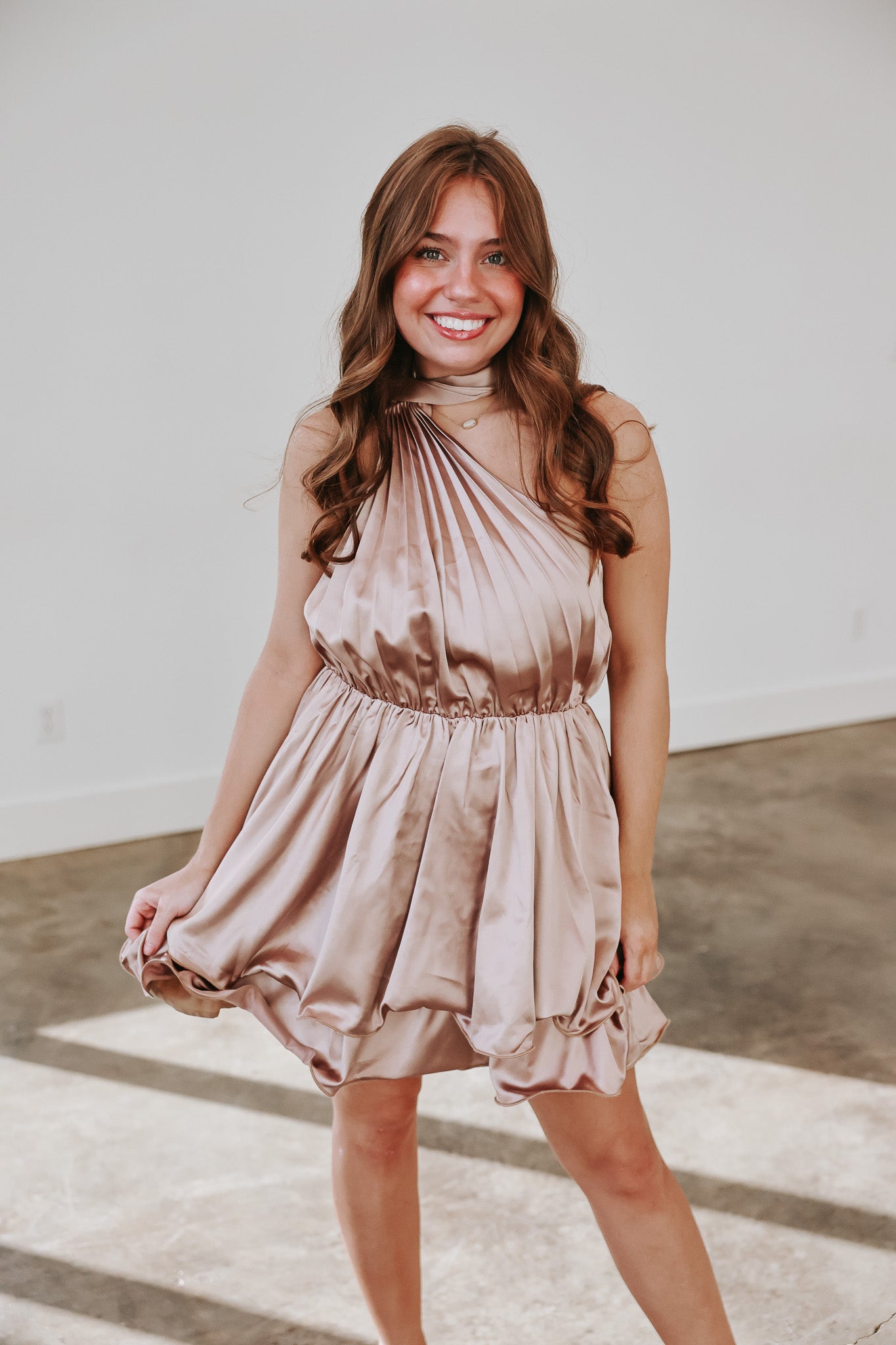 Champagne Chic Dress in Mocha