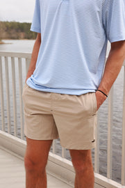 Pantalón corto de alto rendimiento con forro Billfish de Southern Marsh en color caqui