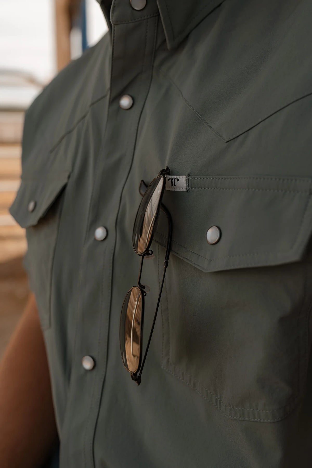 Ferrell | CORE Aqua - Short Sleeve Pearl Snap Shirt