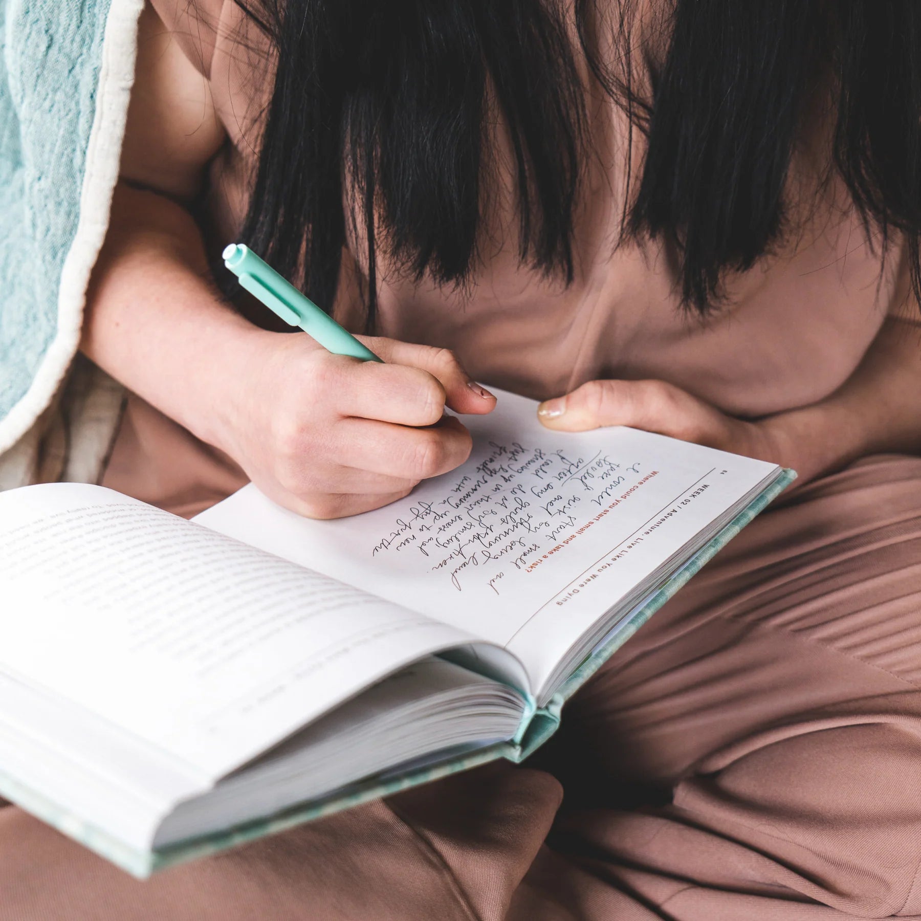 Hosanna Revival I Am Not In Charge Study Book