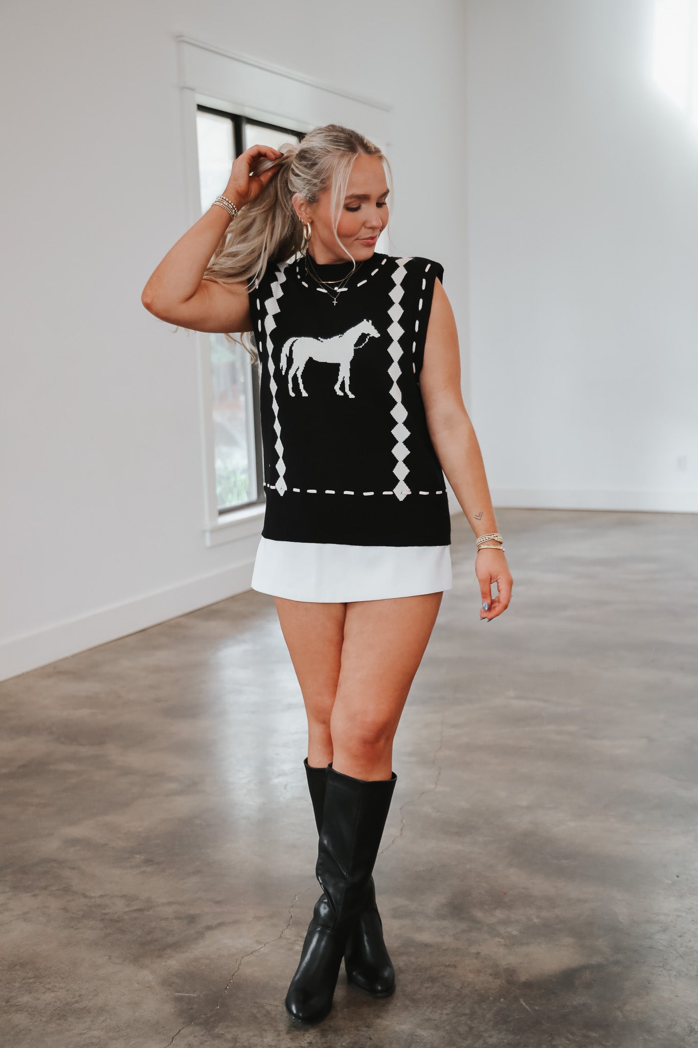 Holding the Reins Black Top