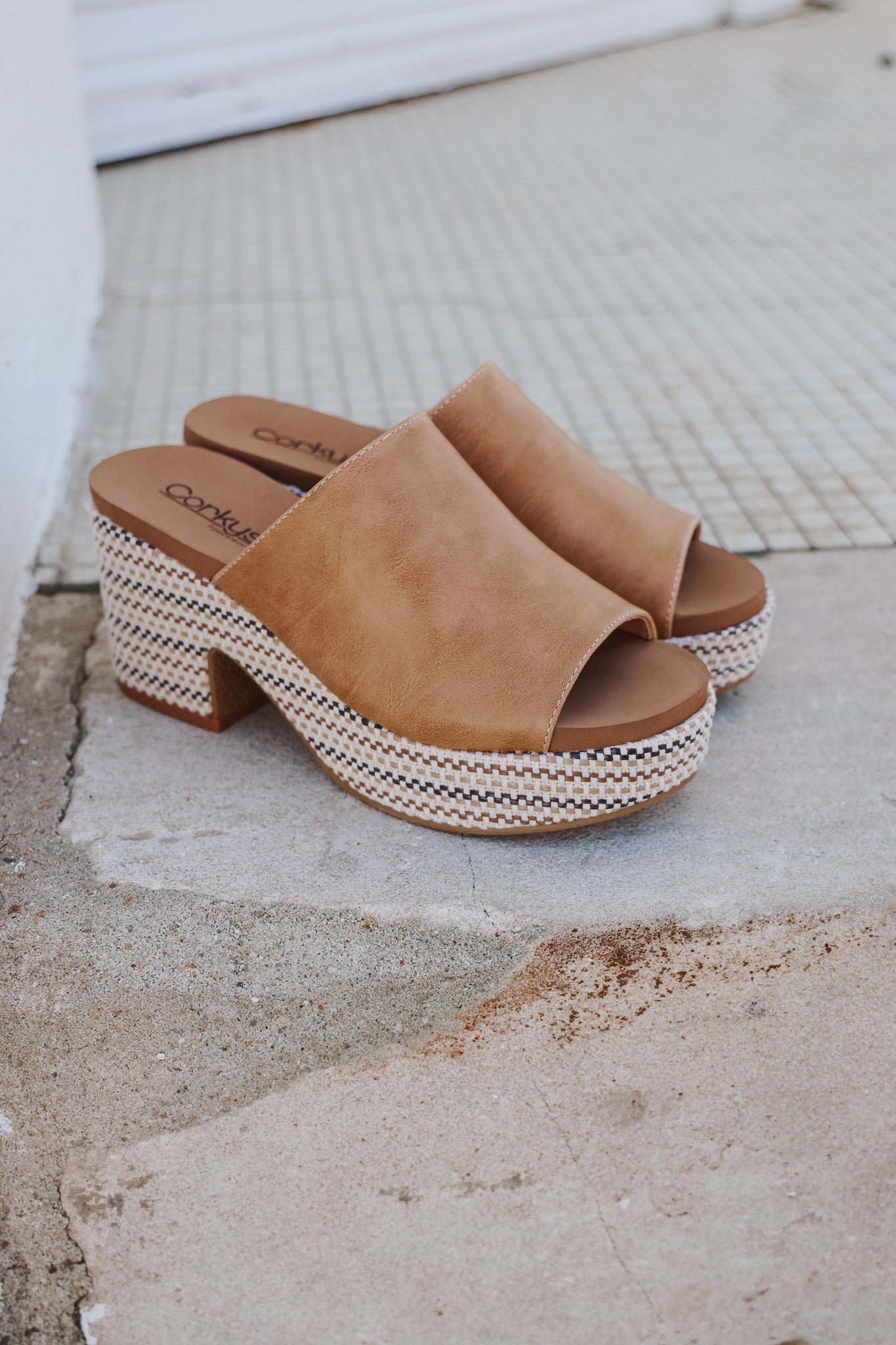 Totally Buggin Caramel Heels