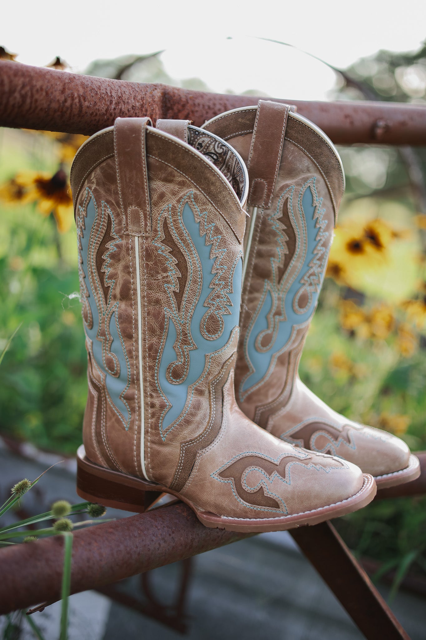 Women's Laredo Ardena Western Square Toe Boot