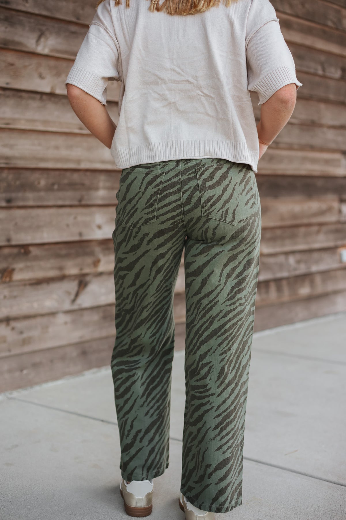 Walk on the Wild Side Pants in Olive
