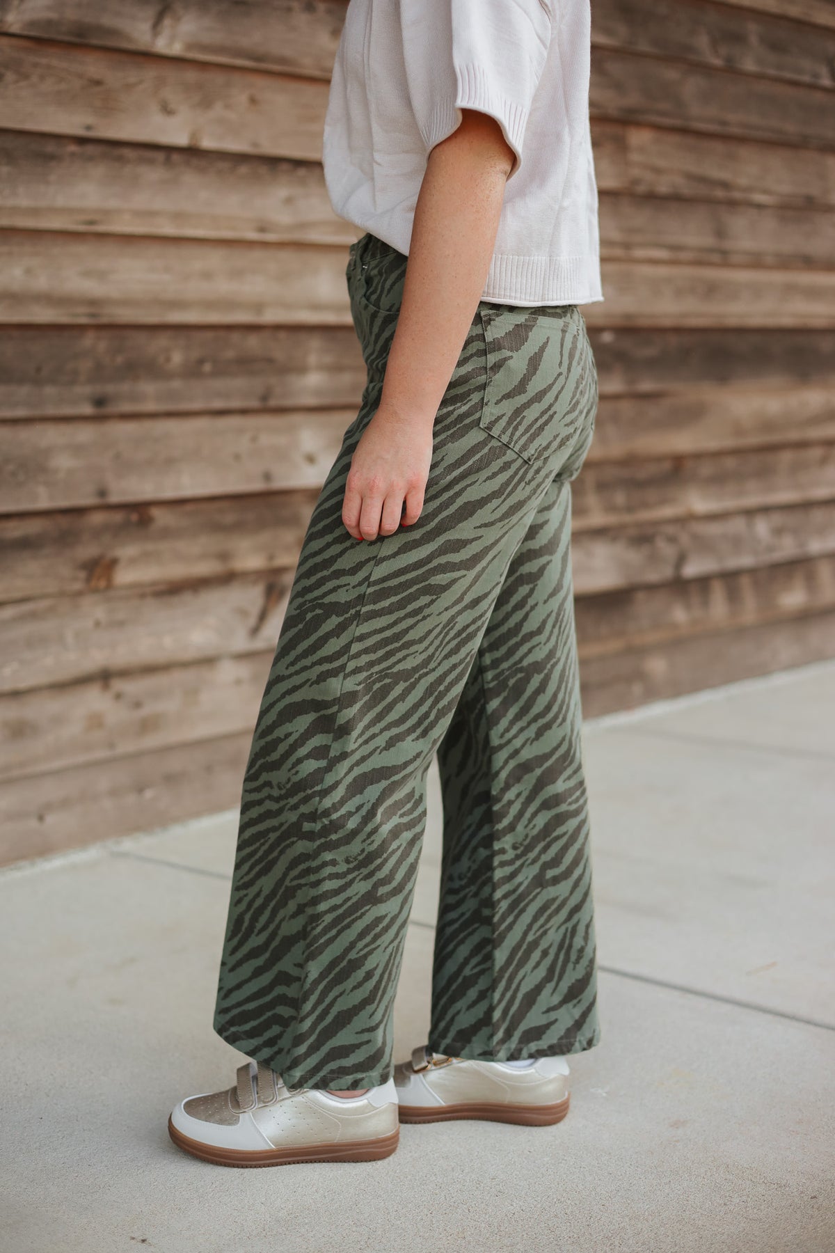 Walk on the Wild Side Pants in Olive