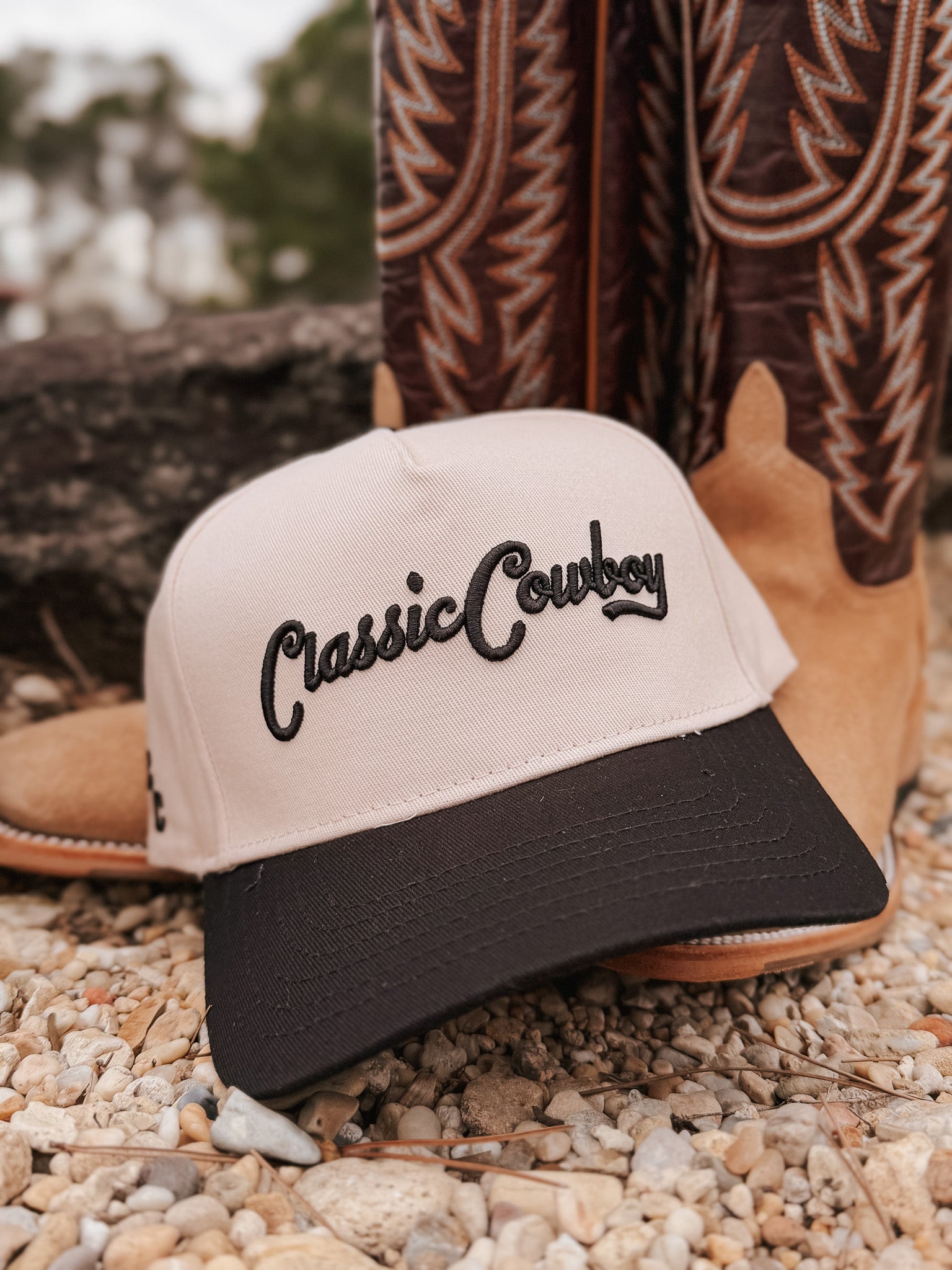 Classic Cowboy The Kelce Cap - Off White/Black