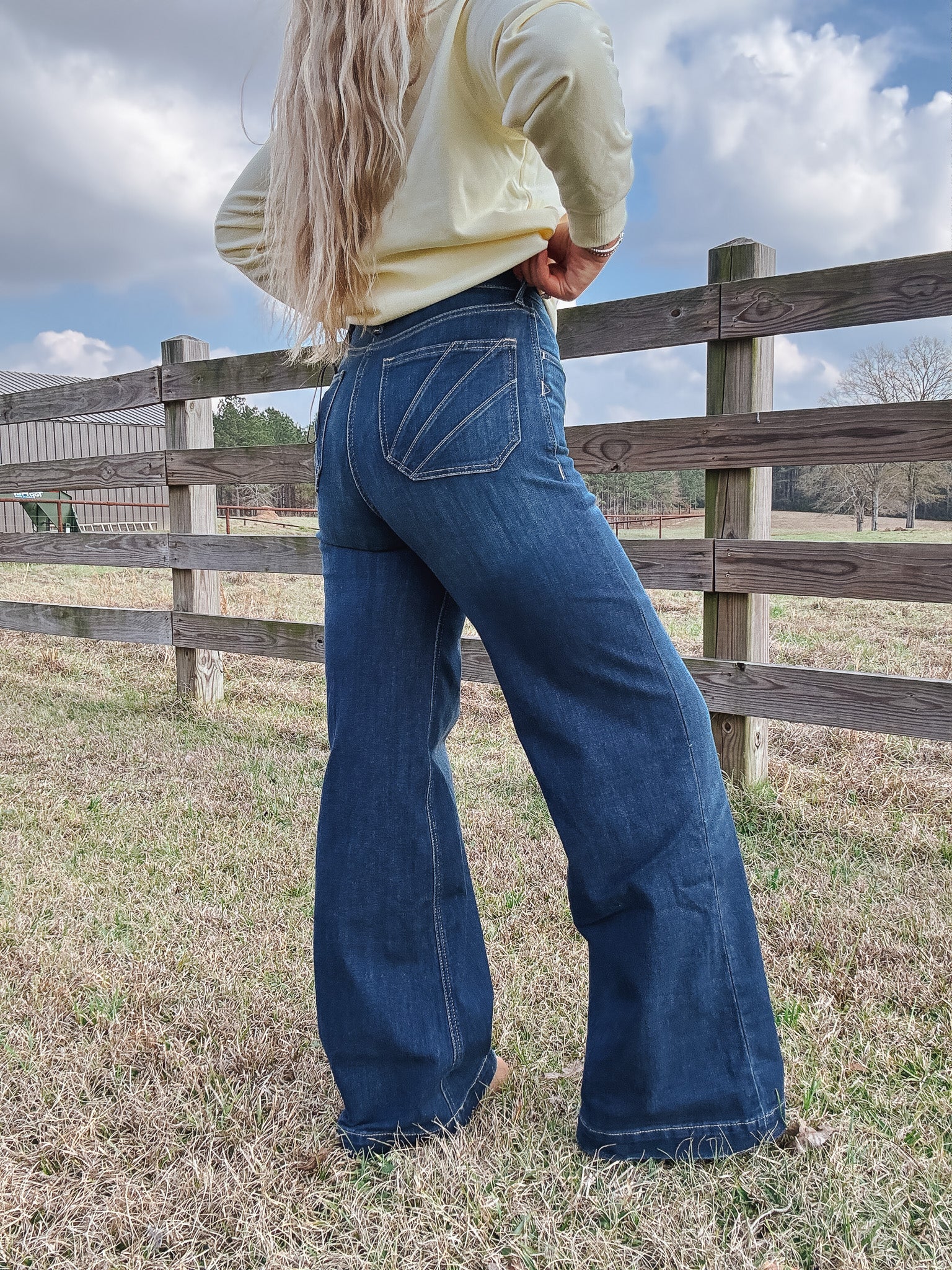 Ariat Women's Ultra High Rise Penelope Wide Leg Jeans