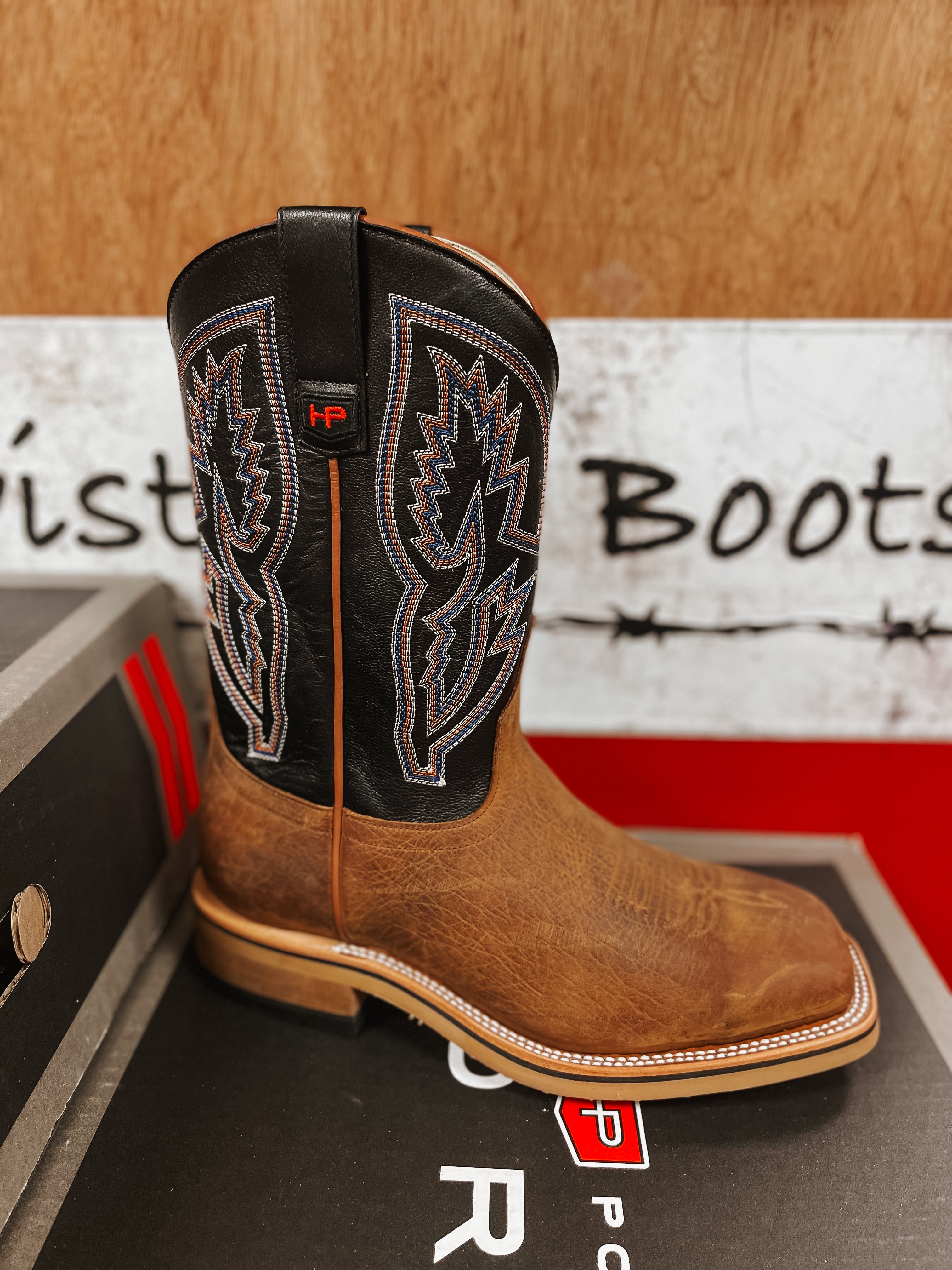 Bota de trabajo con punta de acero Bison desgastada Horse Power para hombre