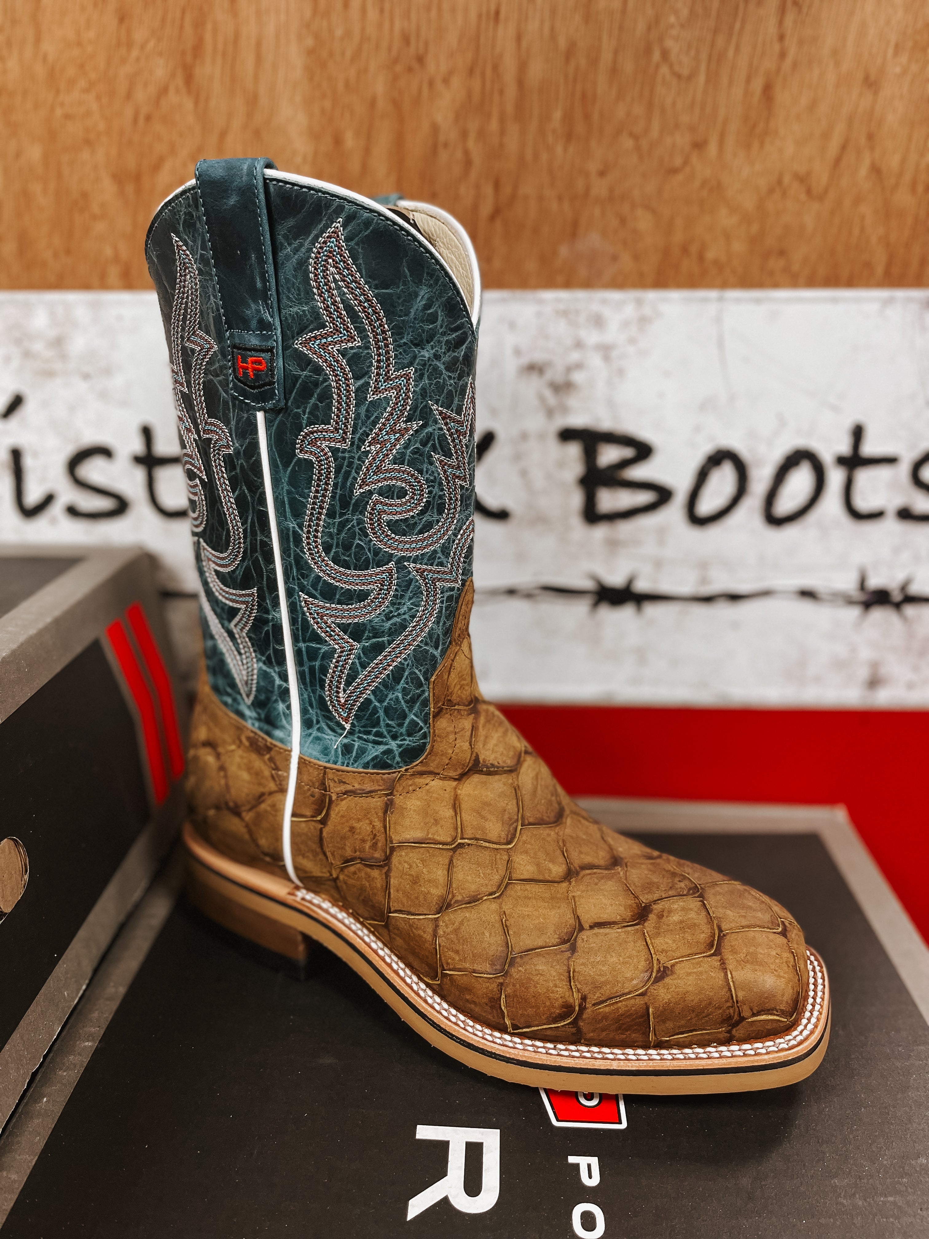 Botas de trabajo con punta de acero y estampado de pez miel Horse Power para hombre