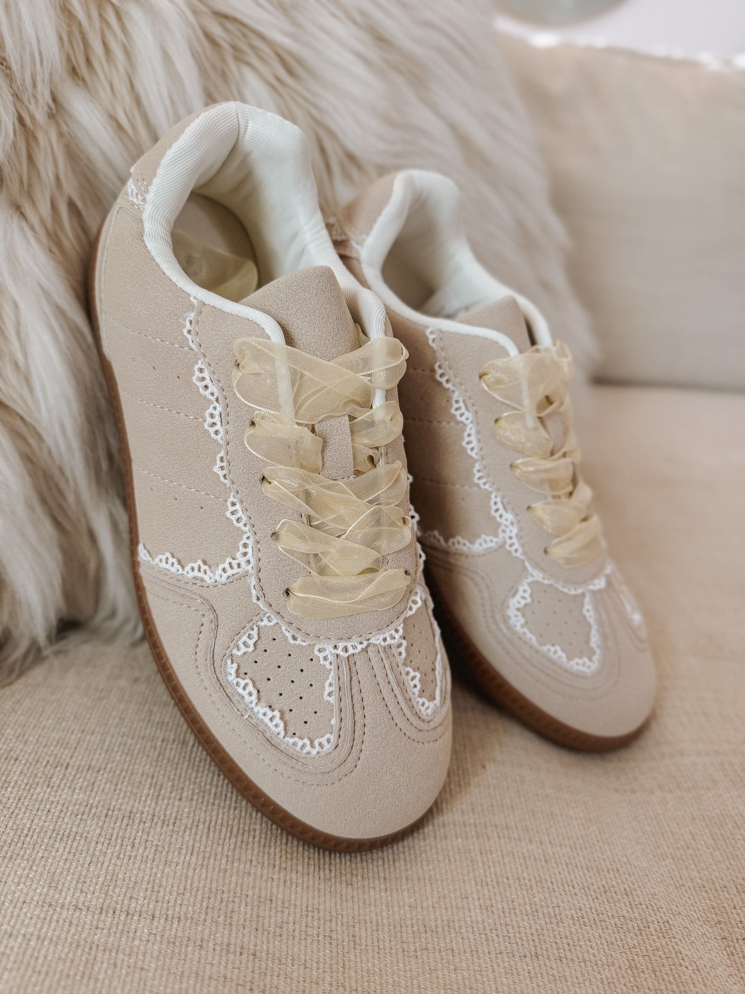Run the Show Beige Sneakers