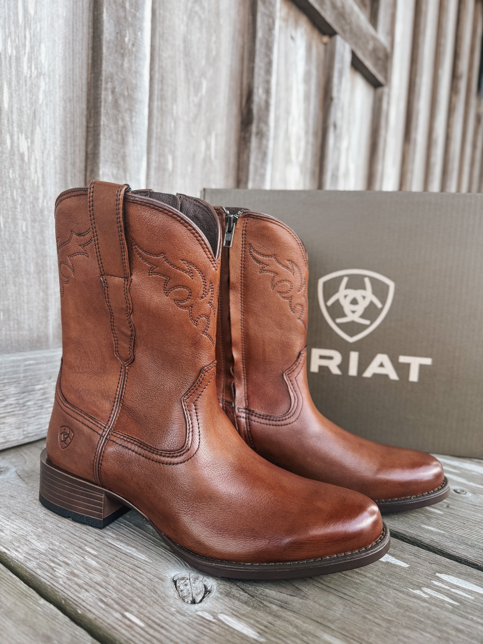 Men's Ariat Sonoro Roper Toe Western Boots