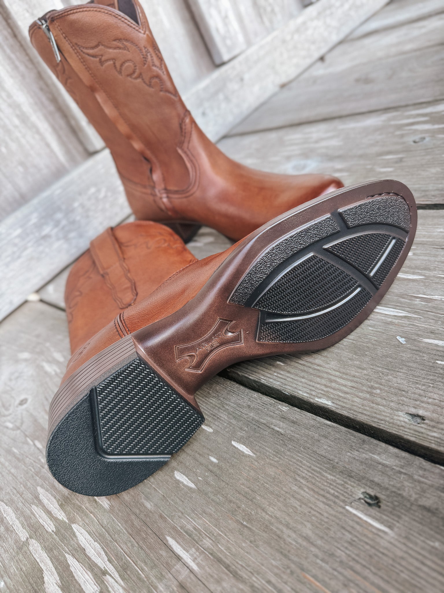 Men's Ariat Sonoro Roper Toe Western Boots