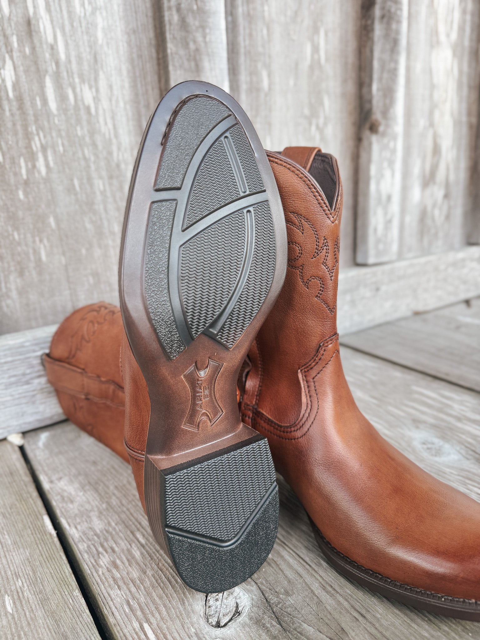 Men's Ariat Sonoro Roper Toe Western Boots