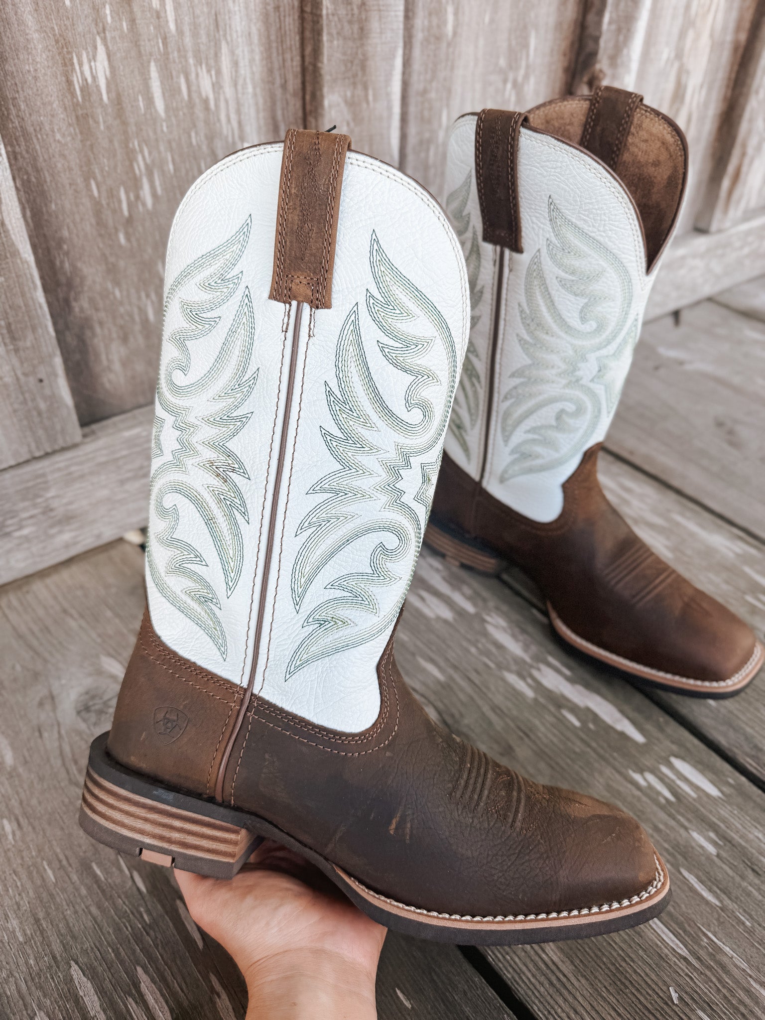 Men's Ariat Ricochet Wide Square Toe Cowboy Boots