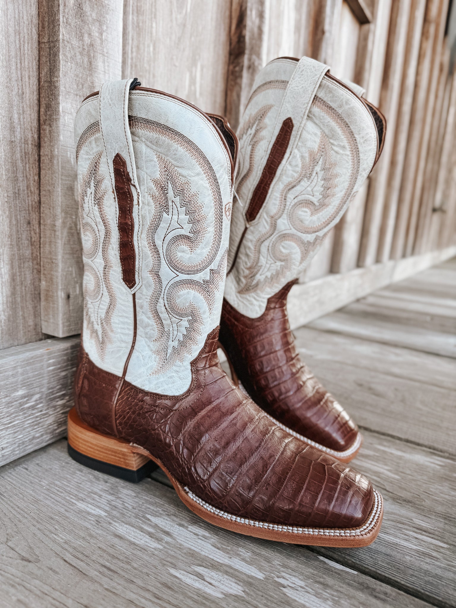 Men's Ariat Classic Callen Wide Square Toe Western Boots
