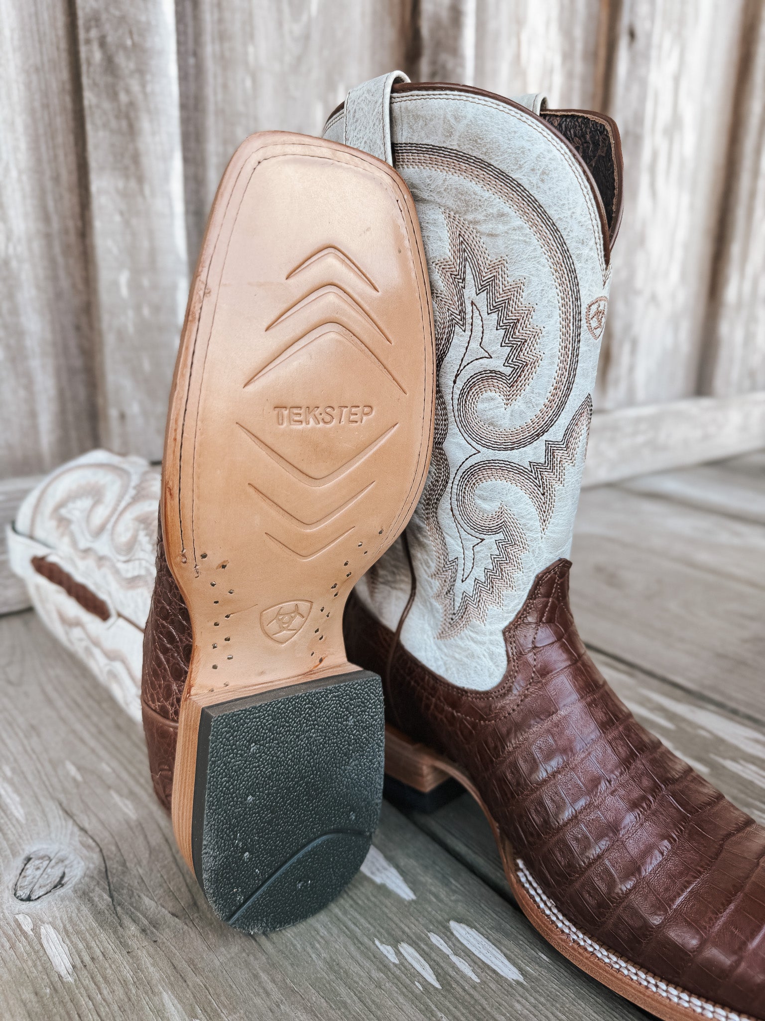 Men's Ariat Classic Callen Wide Square Toe Western Boots