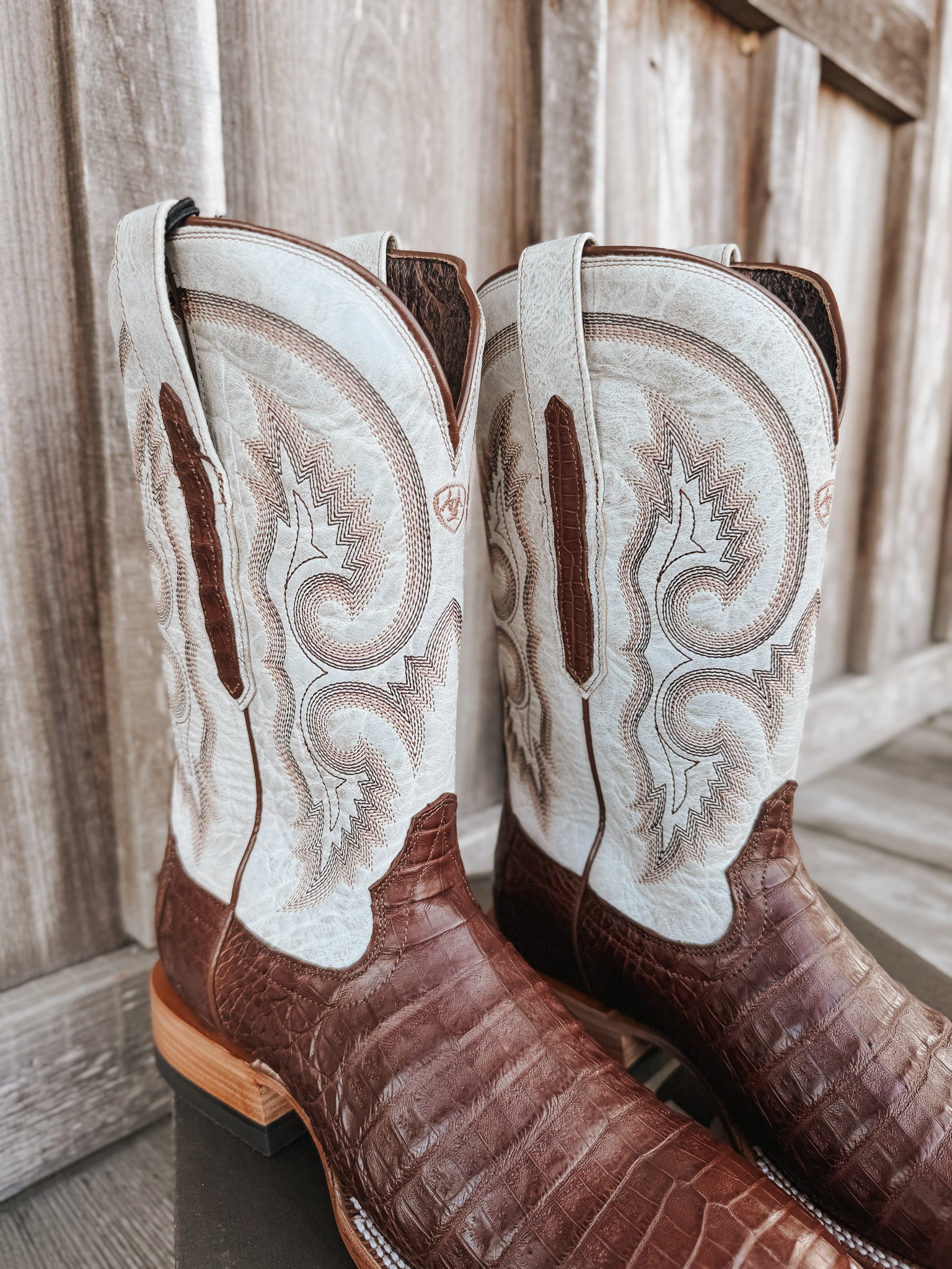 Men's Ariat Classic Callen Wide Square Toe Western Boots