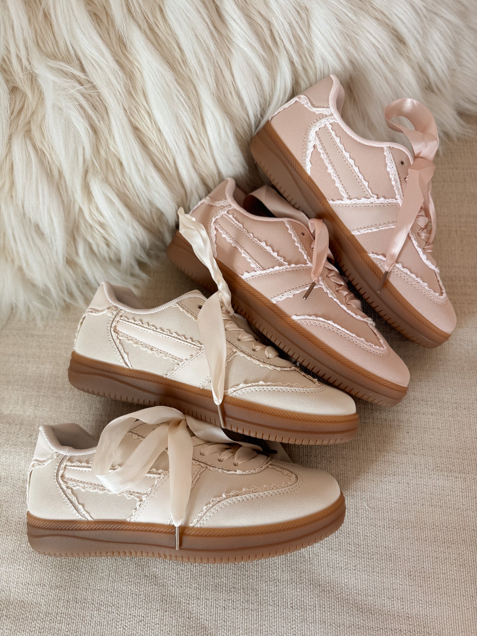 Step Ahead Sneakers in Cream