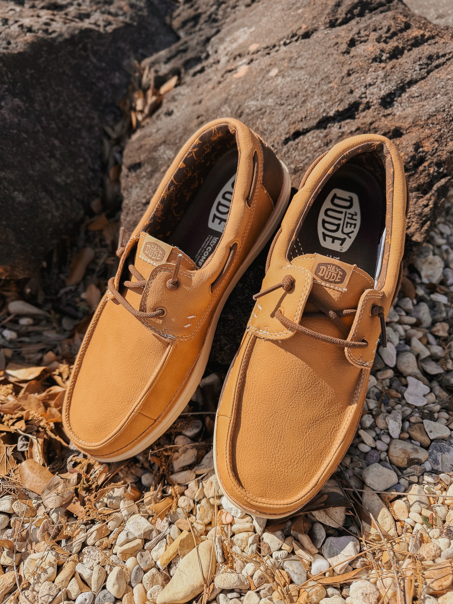 Hey Dude Men's Harbor Lo Classic in Bone Brown/Multi