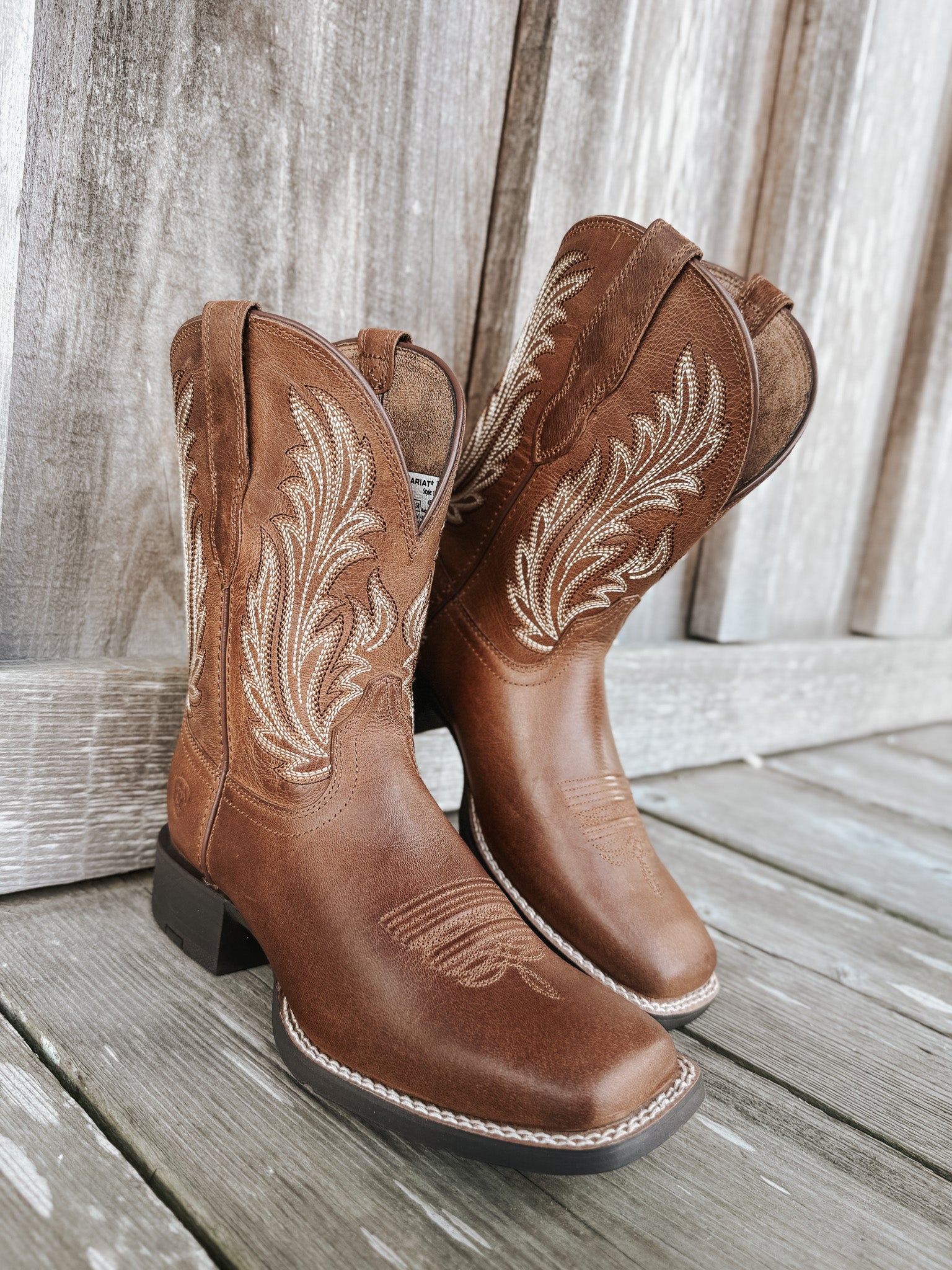 Women's Ariat Round Up Filly Wide Square Toe Western Boots – Boot
