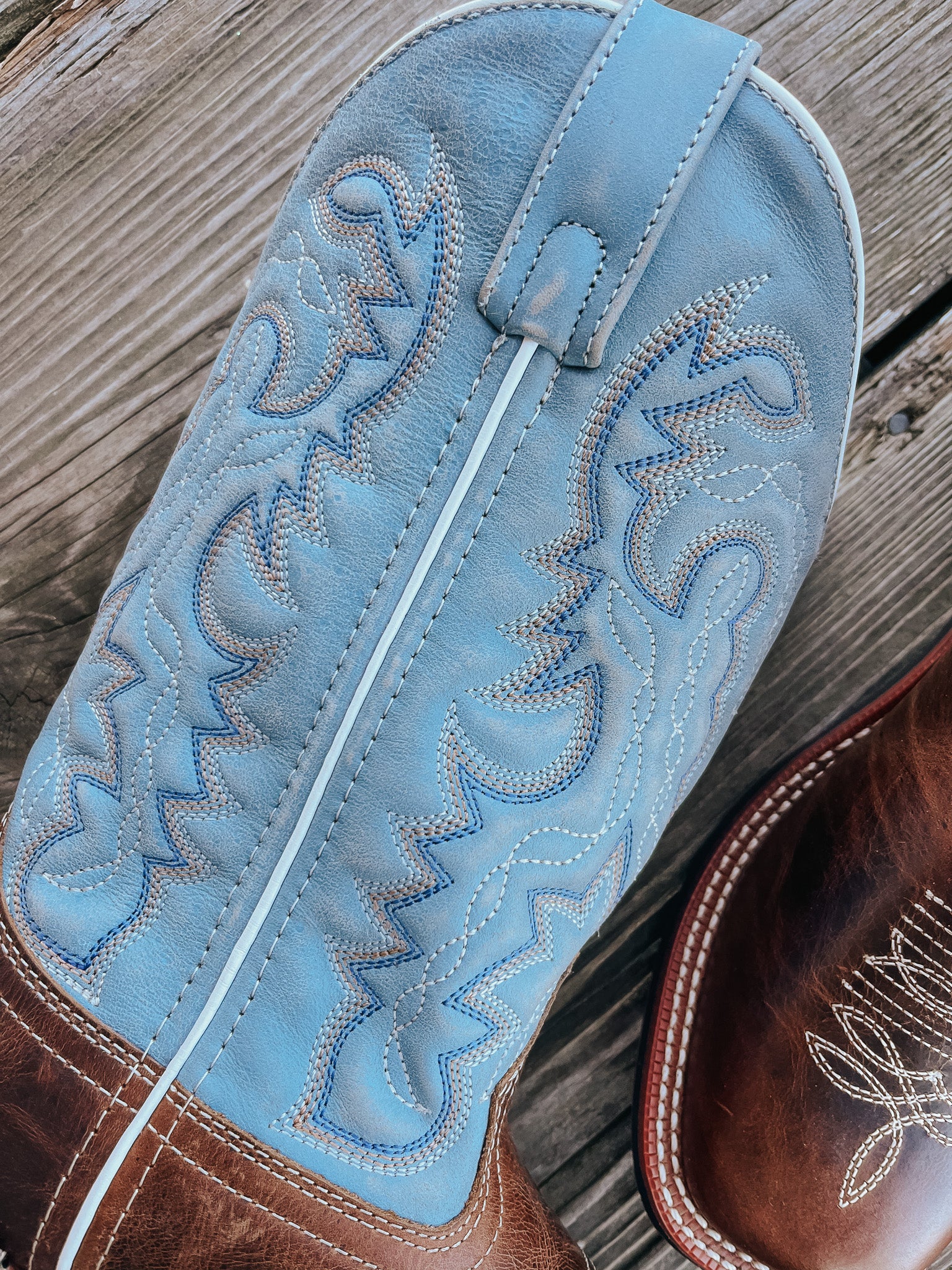 Laredo Women's 11" Darla Leather Wide Square Toe Boot